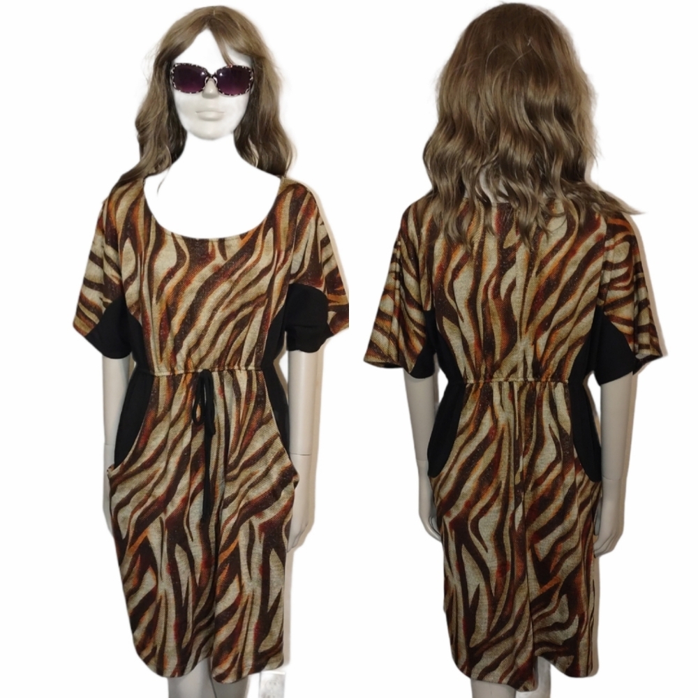 4/$20 • DELIRIOUS LOS ANGELES • Abstract Animal Print Dress